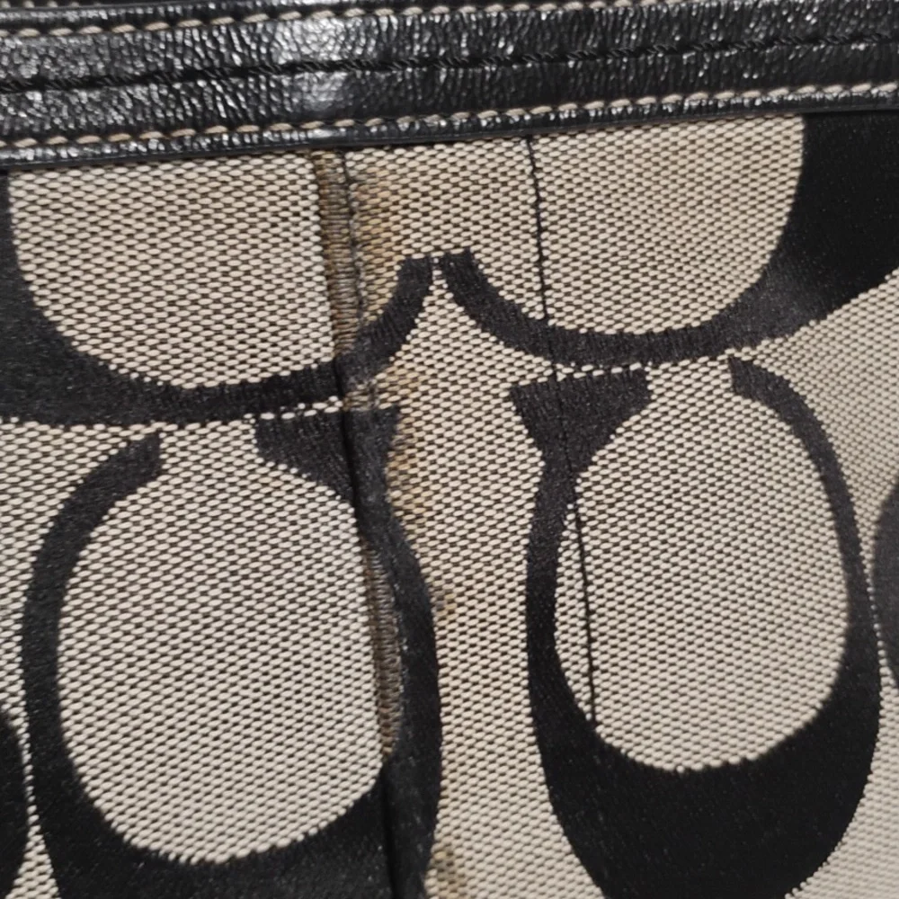 Coach signature monogram Black and Cream Tote shoulder Bag